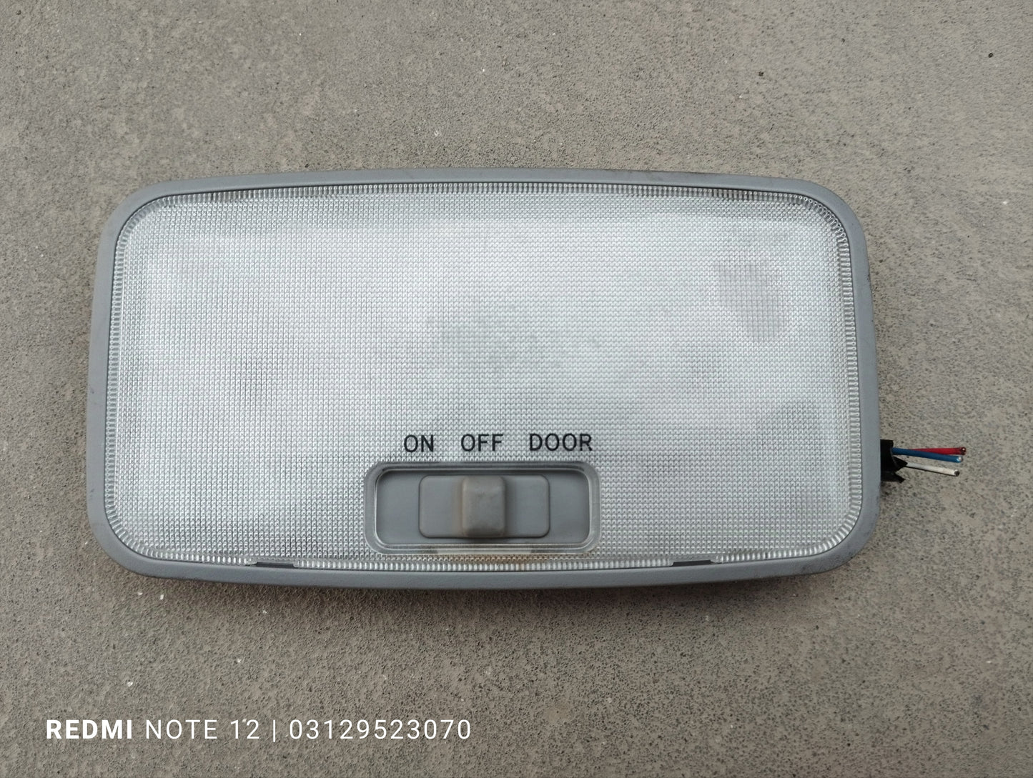 Toyota Aqua Vitz Belta Yaris OEM Interior Roof Central Dome Lamp Light Genuine Japanese OEM 81240-52040-B0