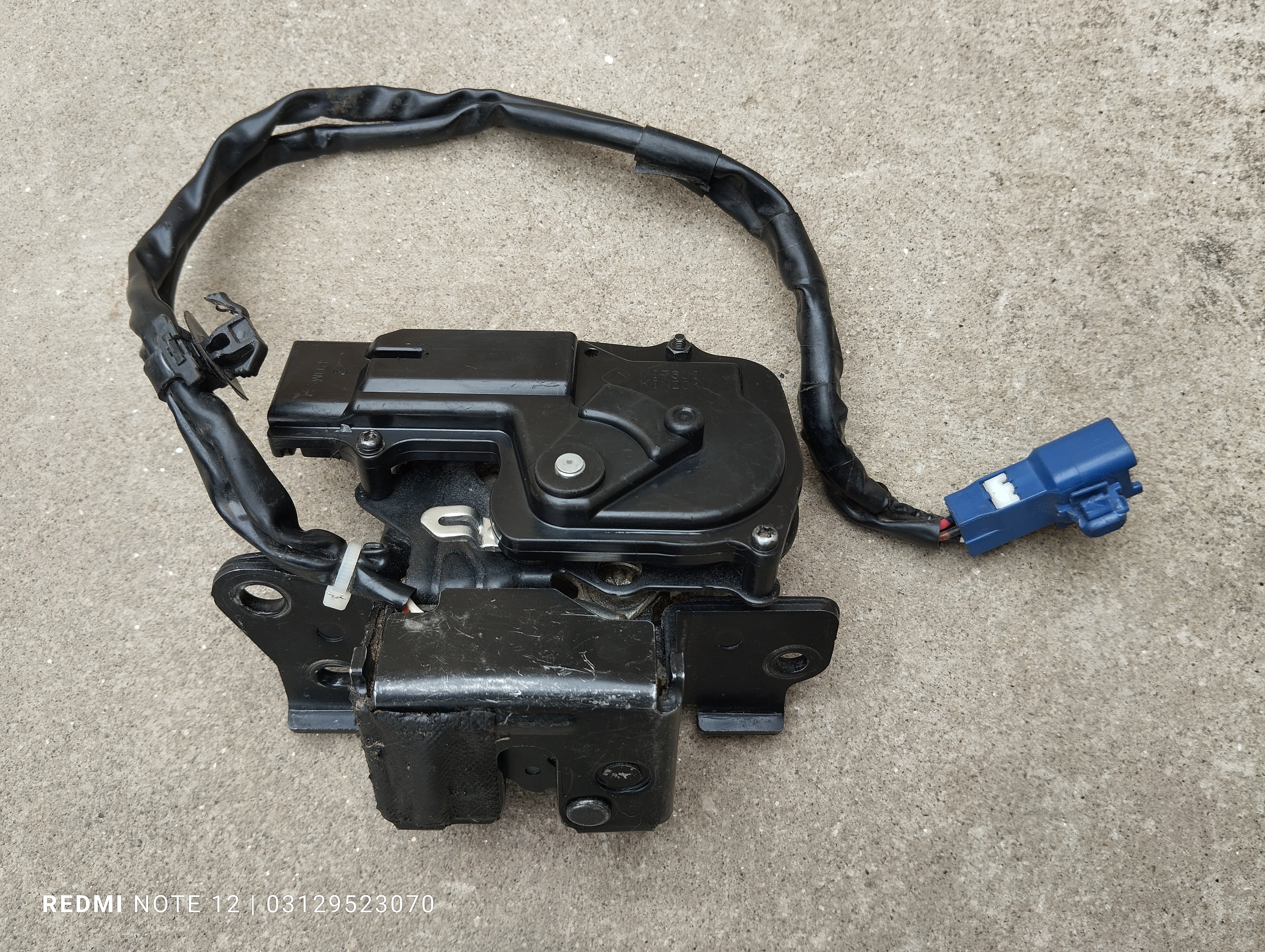 ٹویوٹا پرائس OEM ریئر ٹرنک لاک ریئر ٹیل گیٹ لاک حقیقی جاپانی OEM 69350-47020