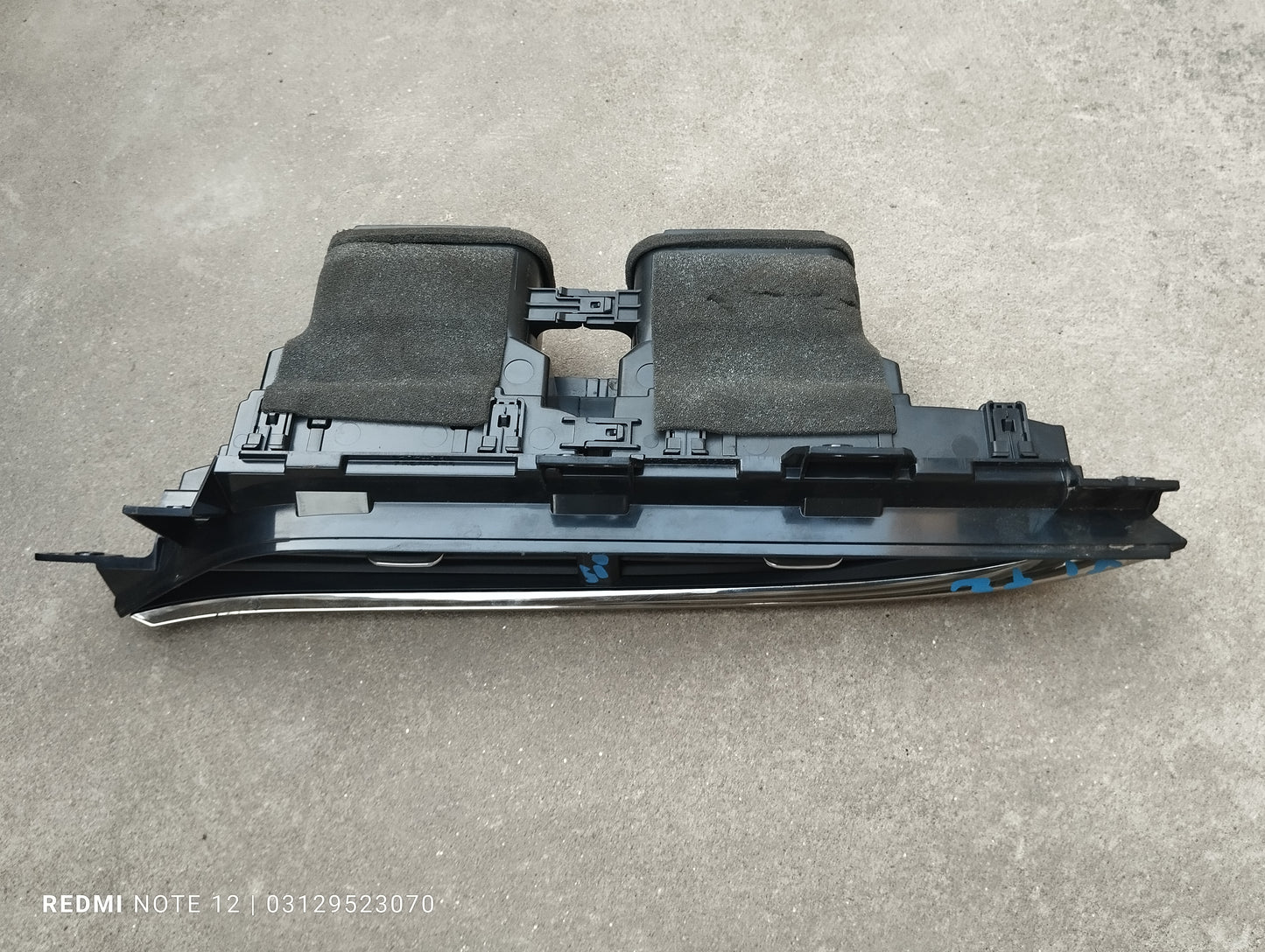 Toyota Vitz OEM interior Dashboard Center AC Air Vent Chrome Genuine Japanese OEM 55670-52150