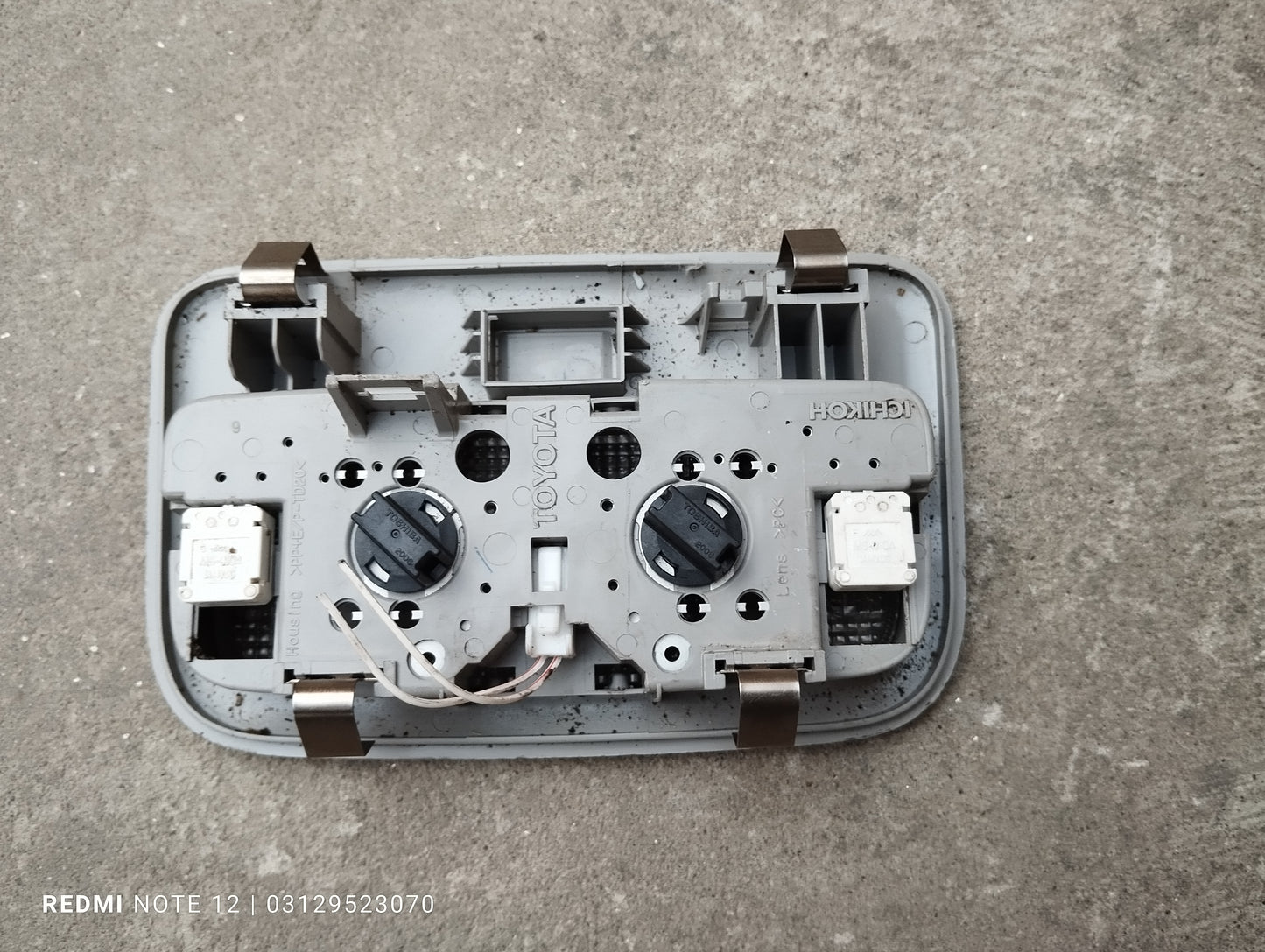 Toyota Vitz Belta Yaris OEM Interior Roof Light Genuine Japanese OEM 81260-52030