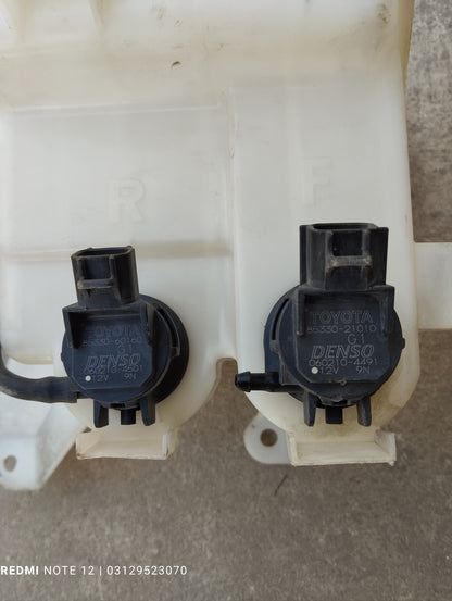 Toyota Vitz OEM Windshield Washer Tank Bottle Genuine Japanese OEM 85315-52280