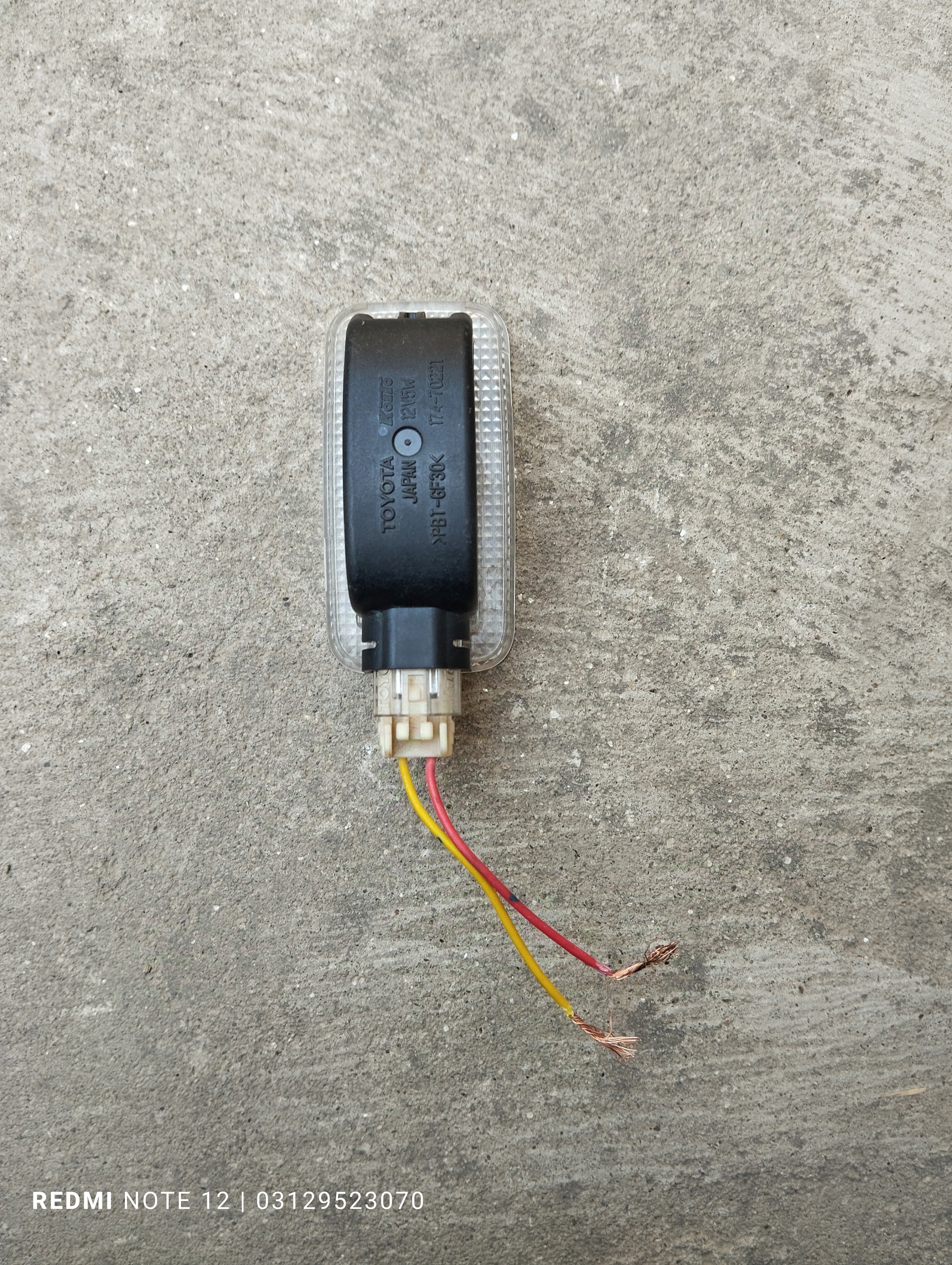 Toyota Vitz Belta Yaris OEM Interior Rear Trunk lighting Genuine Japanese OEM 86160-0D350