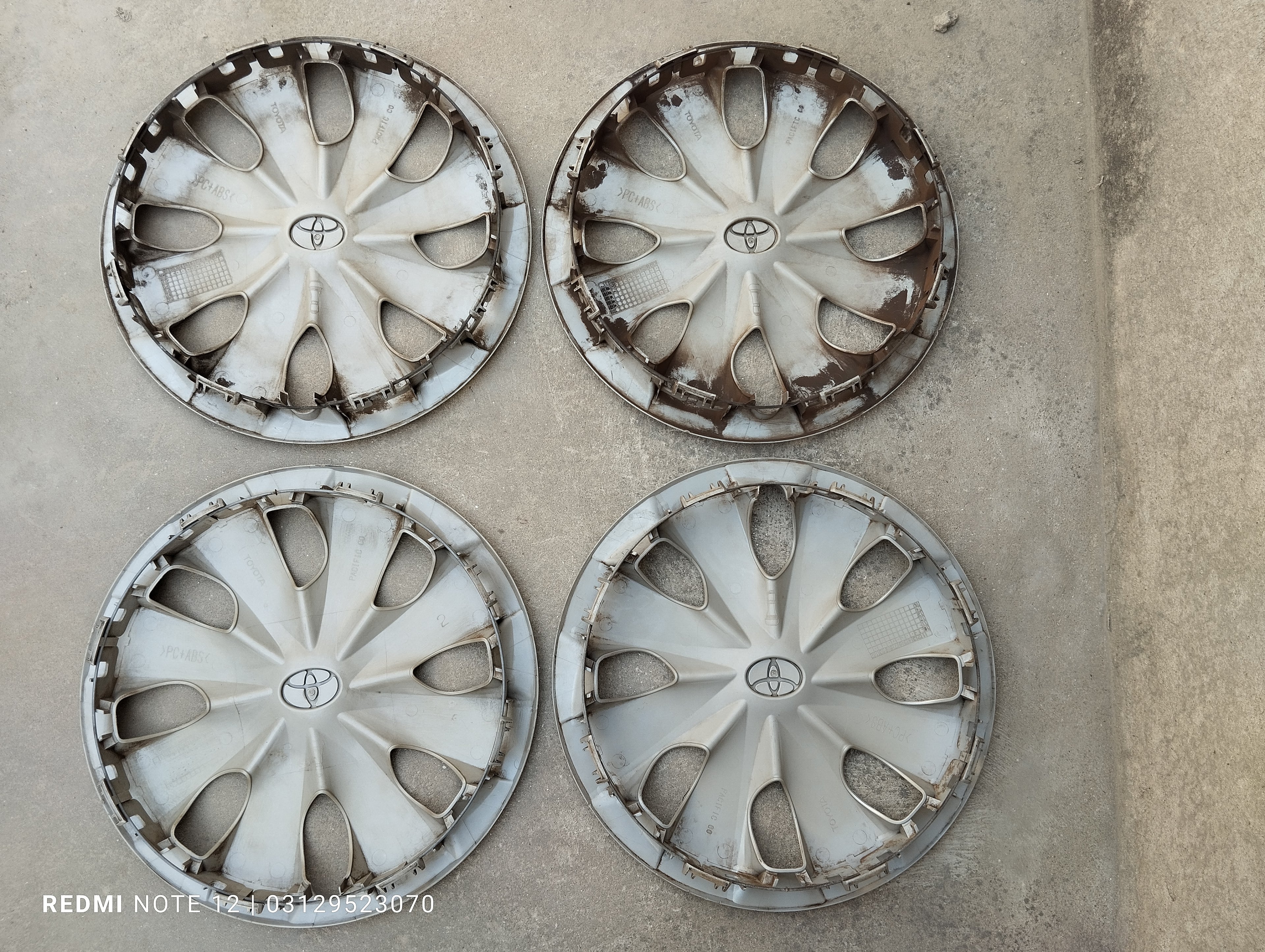 Toyota Vitz OEM Wheel Cover Wheel Cups 14 Size Complete Set OEM 42602-52500