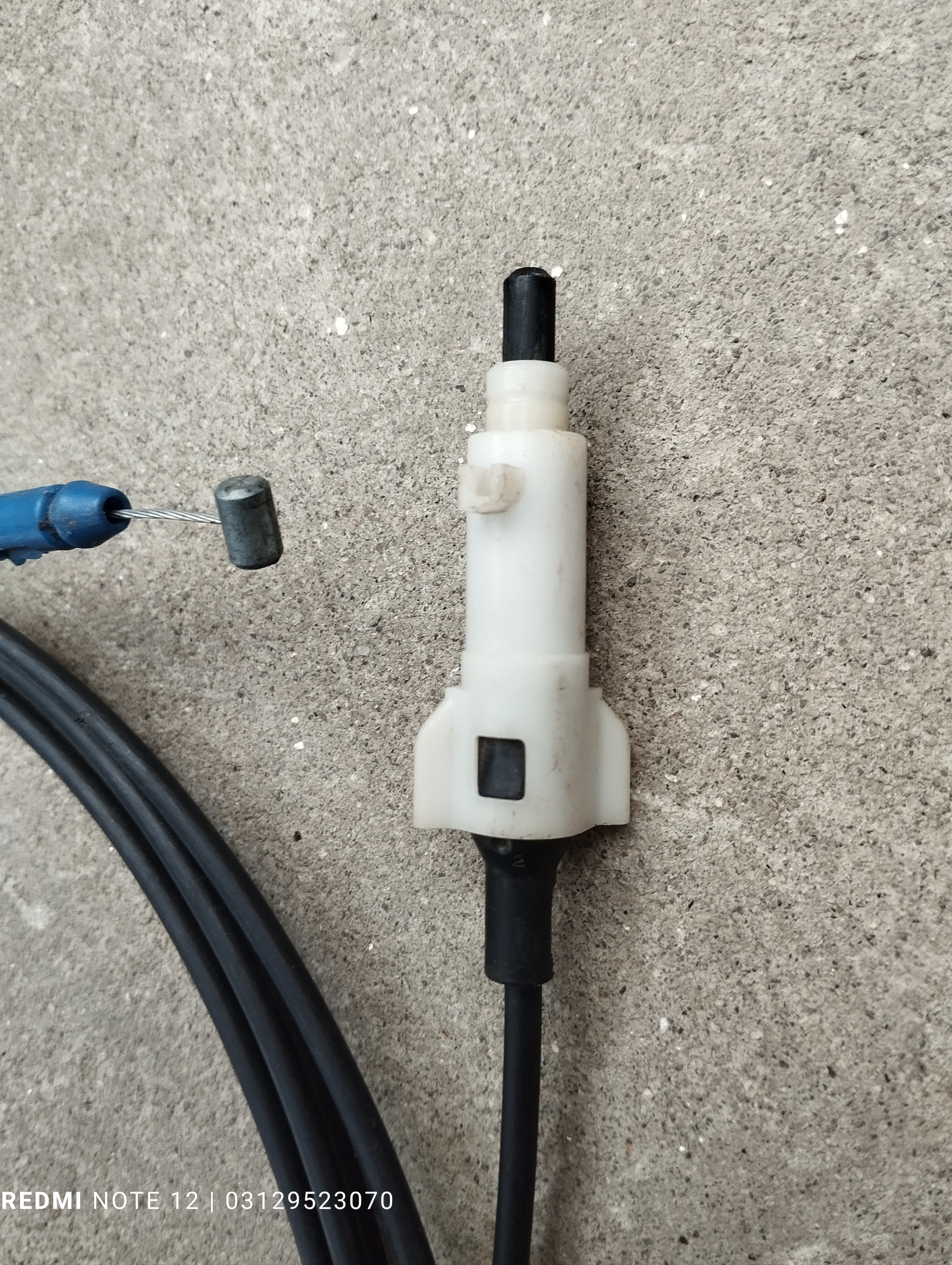 Toyota Vitz Platz OEM fuel Cap Release Cable Genuine Japanese OEM 77035-52250