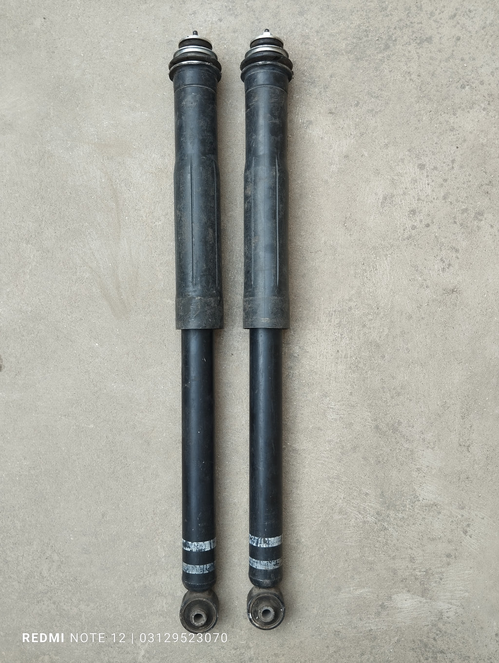 Toyota Aqua Vitz Belta OEM Rear Shock Absorber Lift & Right Side Genuine Japanese OEM 48530-52N20