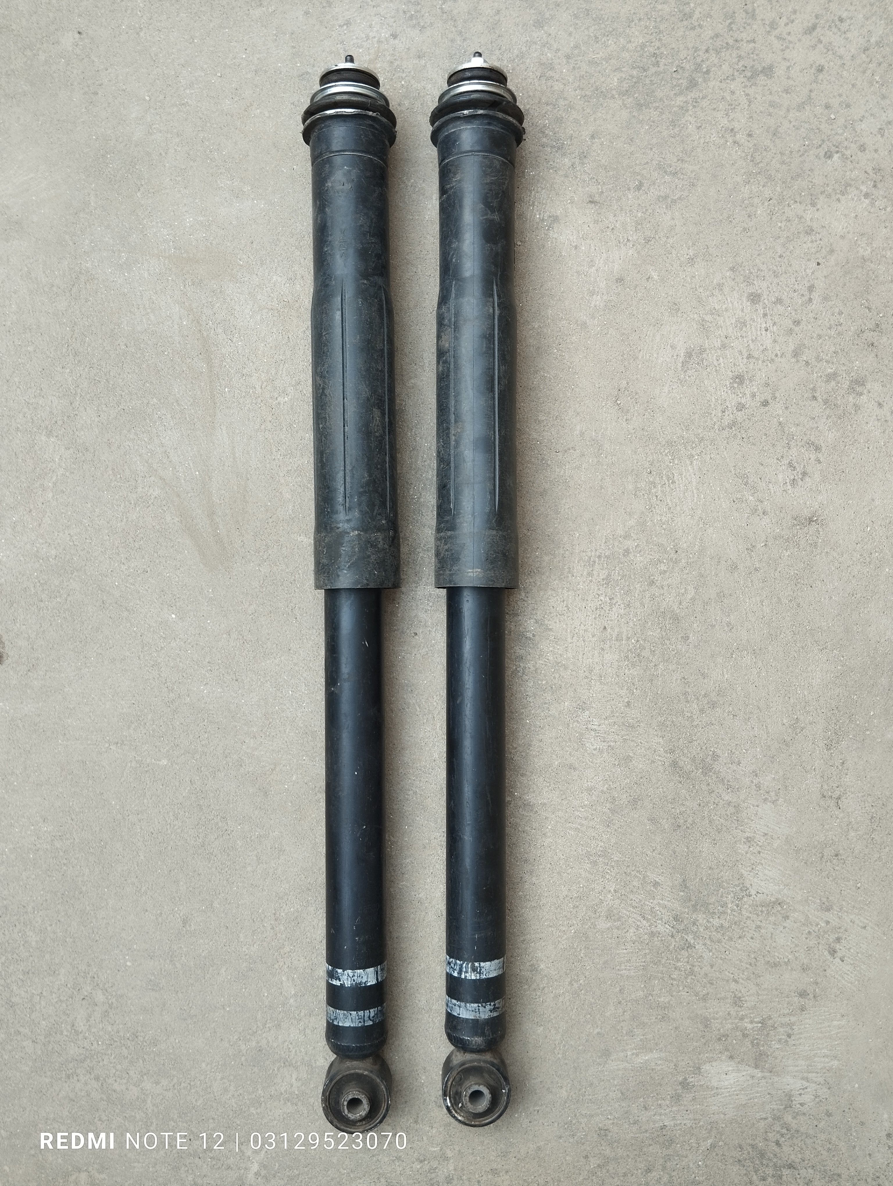 Toyota Aqua Vitz Belta OEM Rear Shock Absorber Lift & Right Side Genuine Japanese OEM 48530-52N20