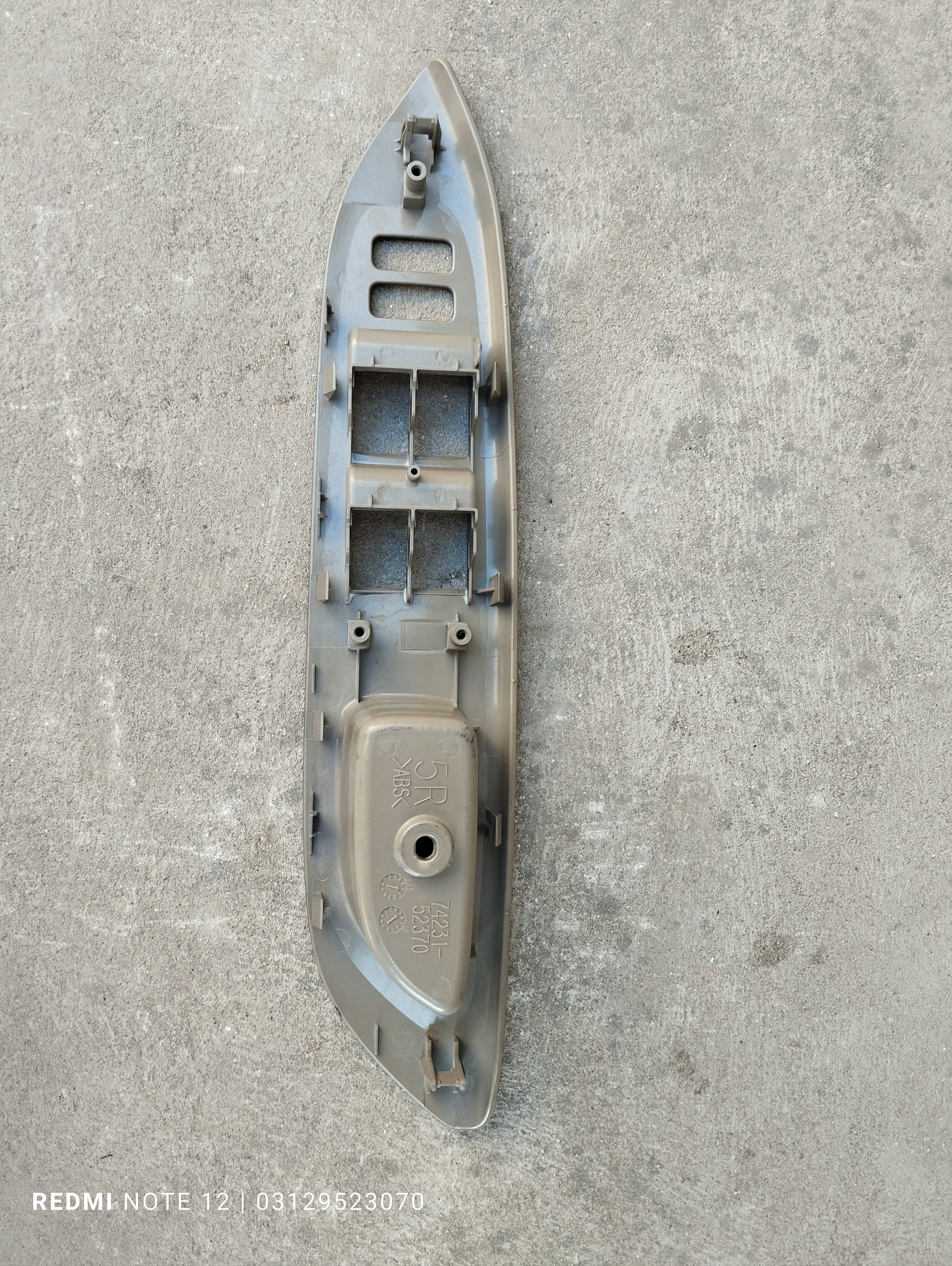 Toyota Belta OEM Interior Power window master Switch Panel Cover RH Front Right Side OEM 74231-52370
