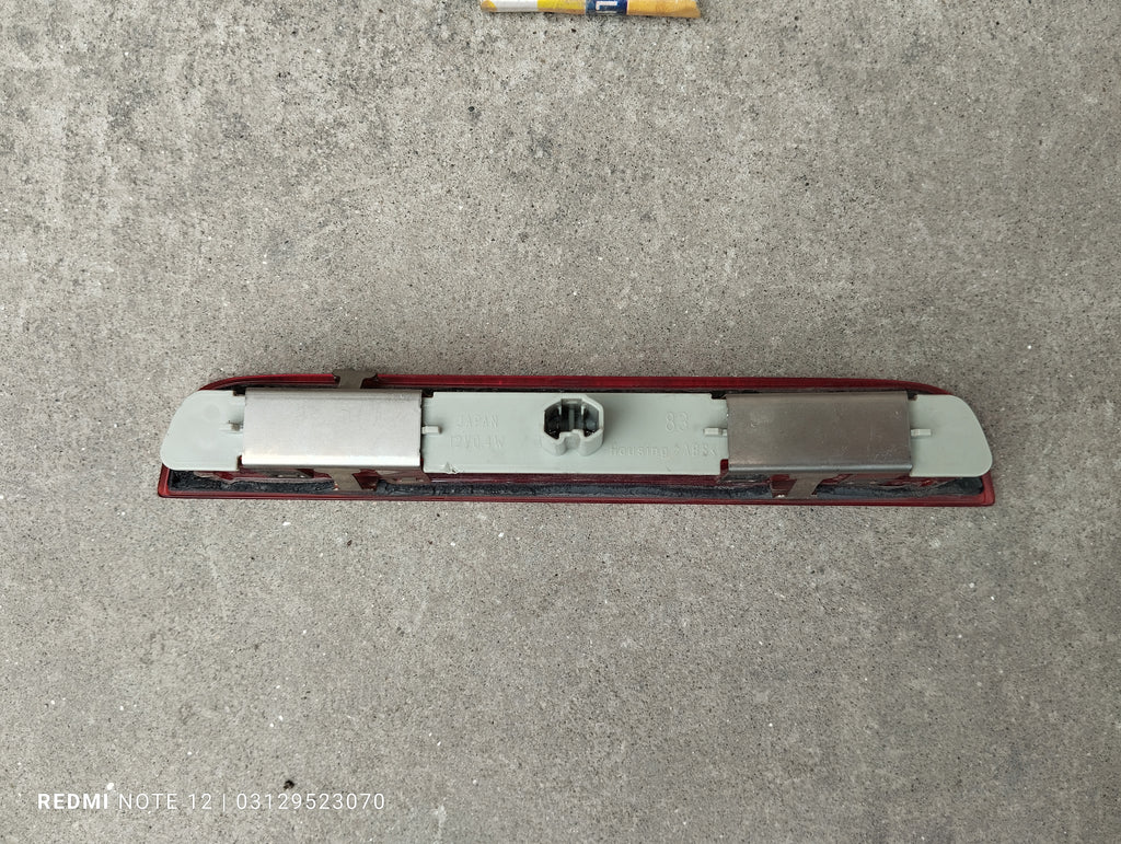 Toyota Vitz OEM Rear Trunk brake Light Genuine Japanese OEM 81570-52220