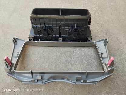 Toyota Vitz OEM interior Dashboard AC Air Vent Panel Genuine Japanese OEM 55405-52580 555687-2010