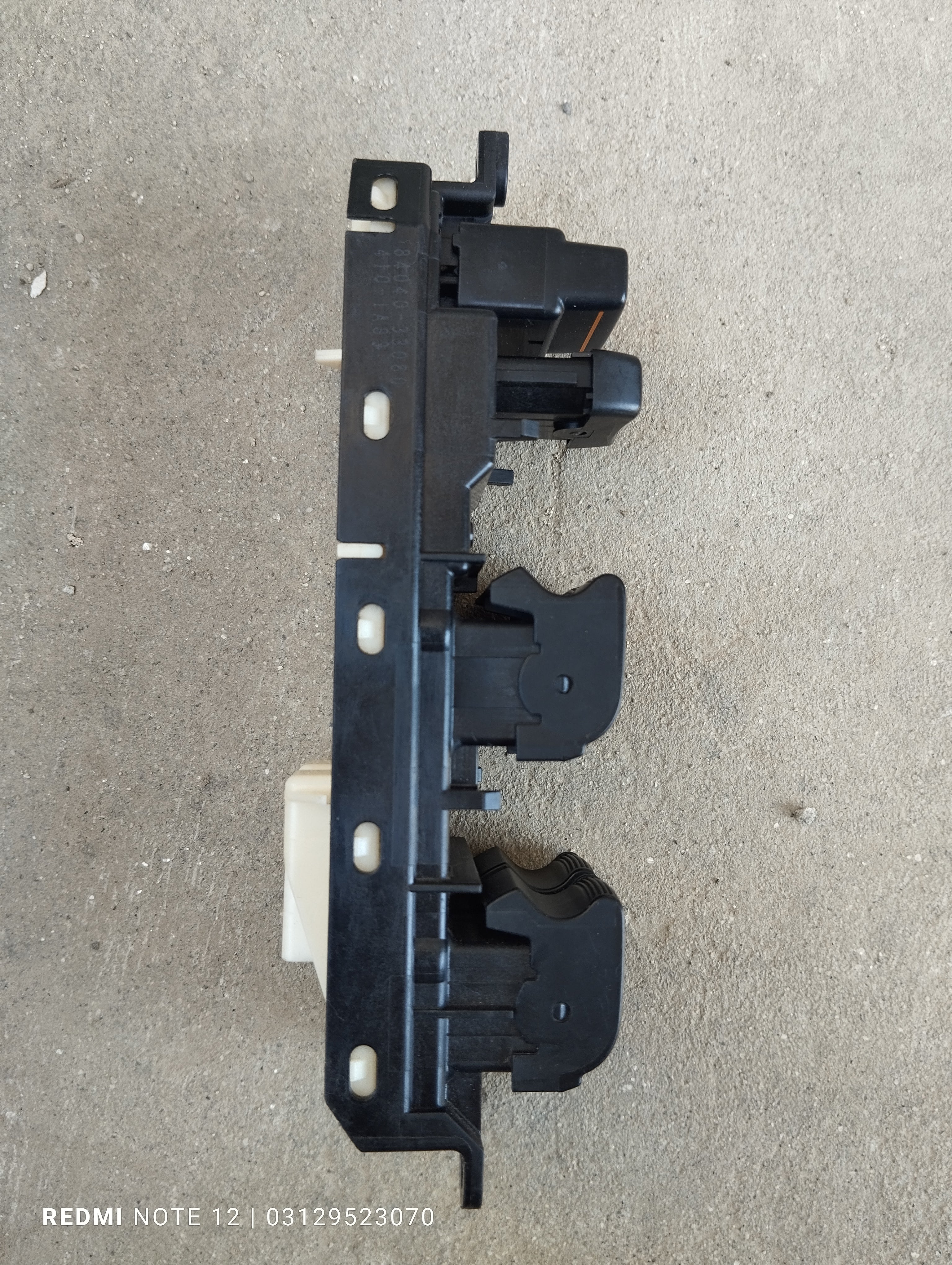 Toyota Prius OEM Power window master switch main Switch button Genuine Japanese OEM 84040-33080
