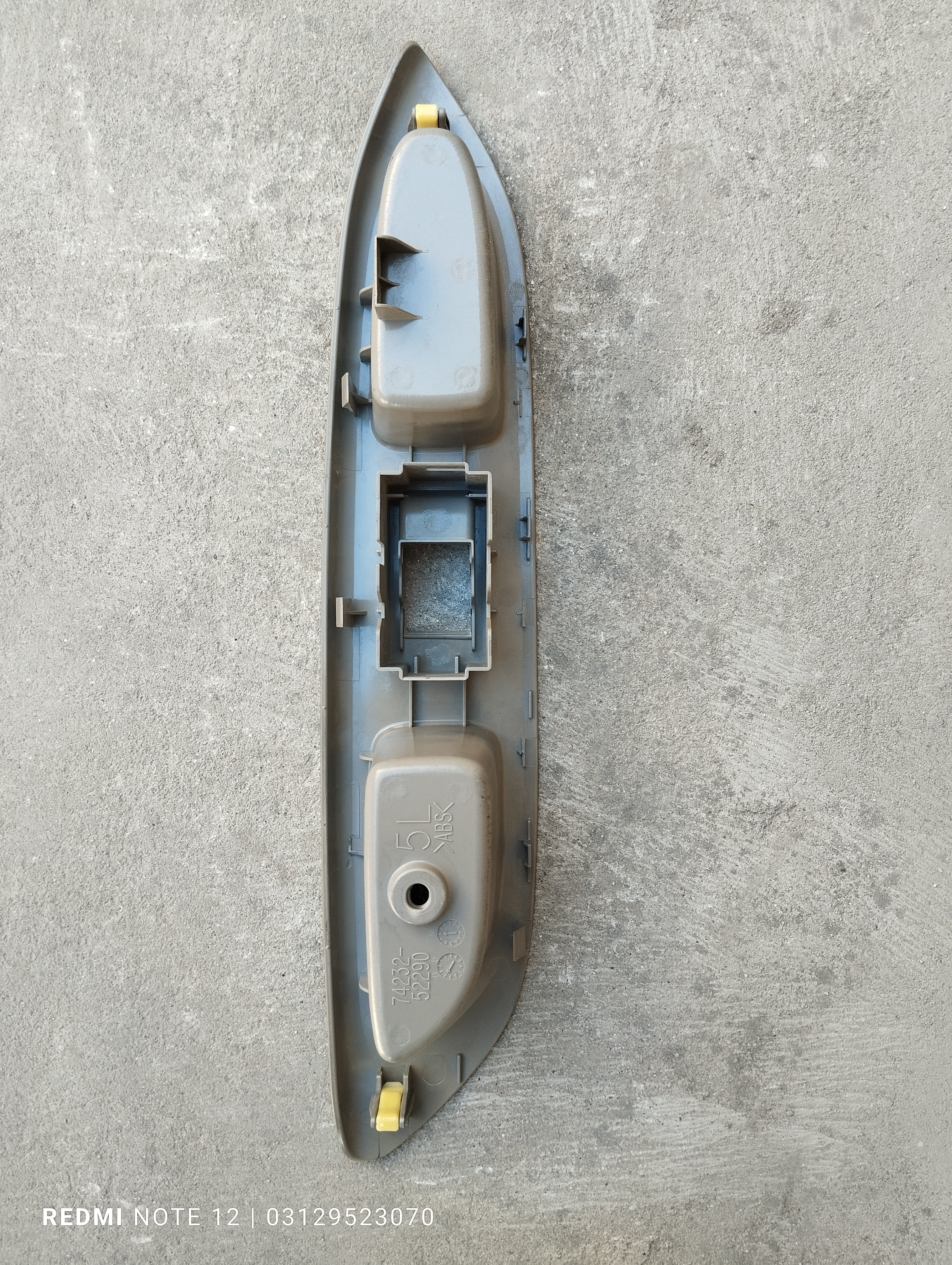 Toyota Belta OEM Interior Power window Switch Panel Cover LH Front Left Side OEM 74232-52290