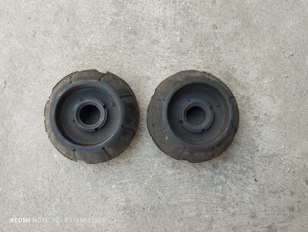 Toyota Aqua Vitz Belta OEM Front Shock Absorber Mounting Right & Left Side OEM 48609-52100