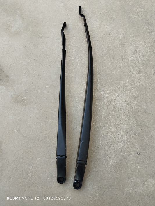 Toyota Aqua OEM Front Wiper Arm Genuine Japanese OEM 85211-52410