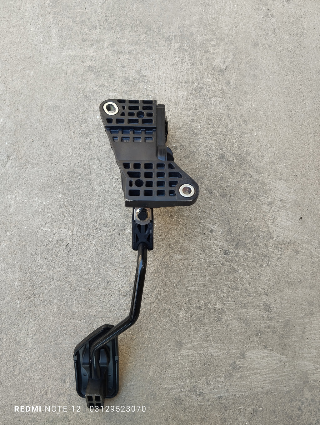 Toyota Vitz Belta OEM Accelerator Pedal Genuine Japanese OEM 78110-52010