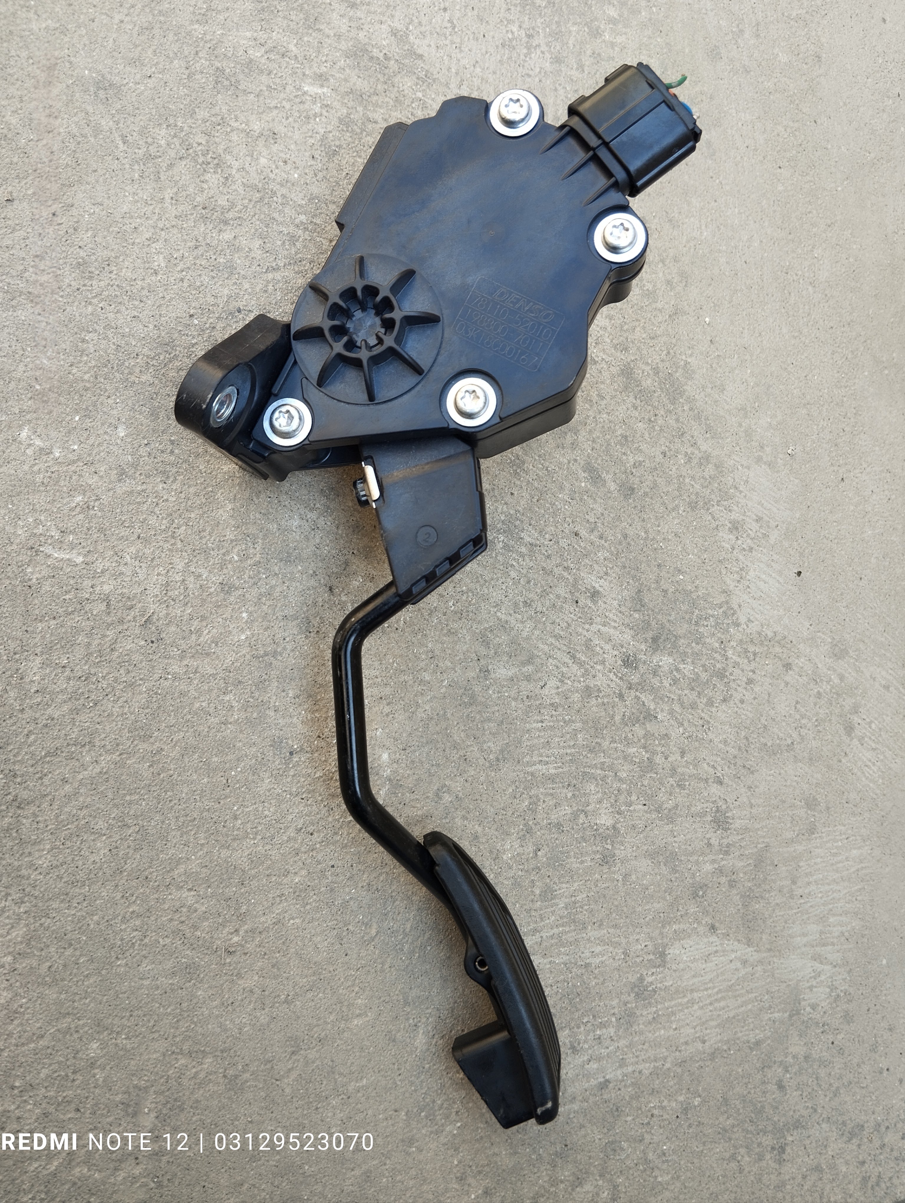 Toyota Vitz Belta OEM Accelerator Pedal Genuine Japanese OEM 78110-52010