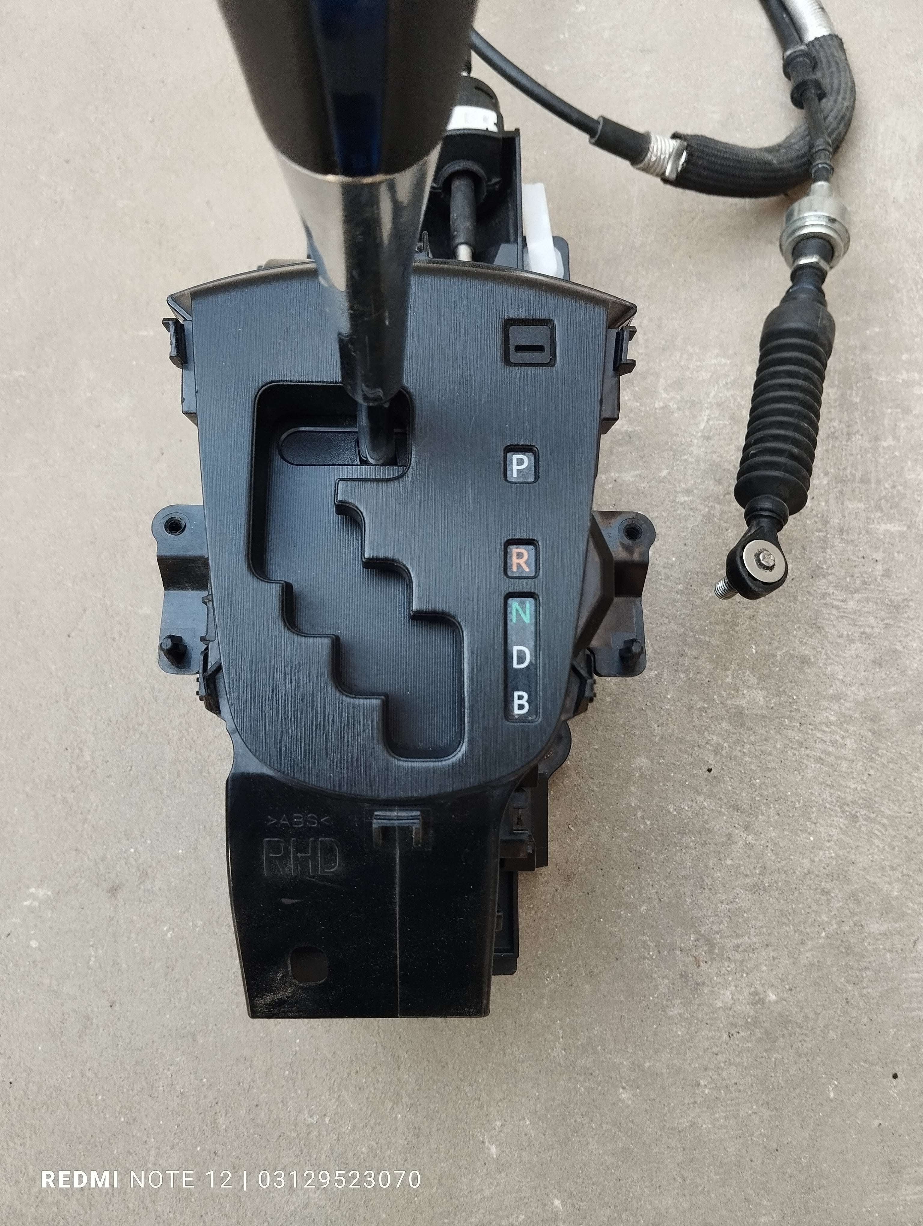 Toyota Aqua OEM Gear Shift Lever With Gear Shifter Control Cables OEM 33560-52550