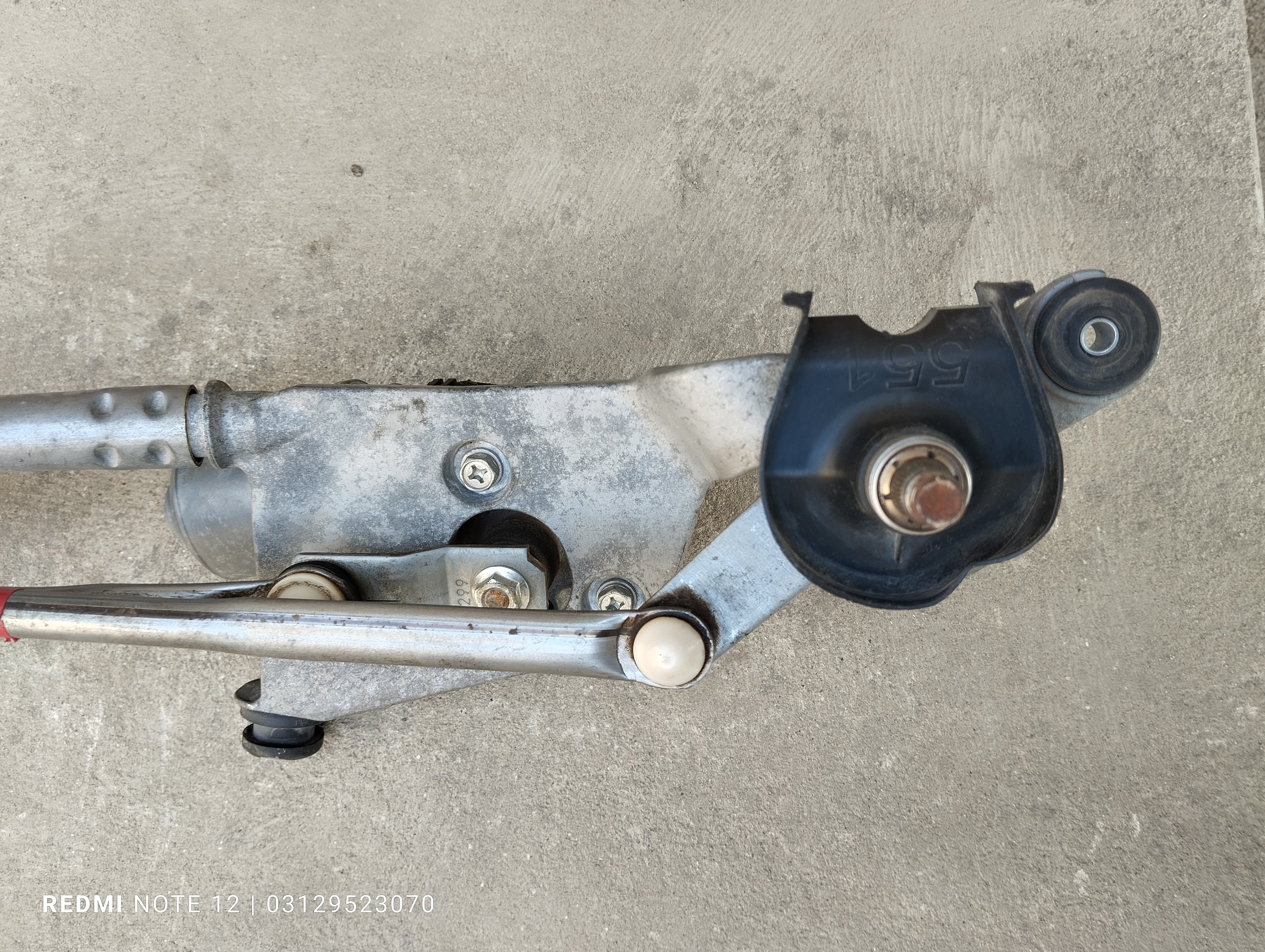 Toyota Aqua OEM Front Wiper Motor Genuine Japanese OEM 85110-52670