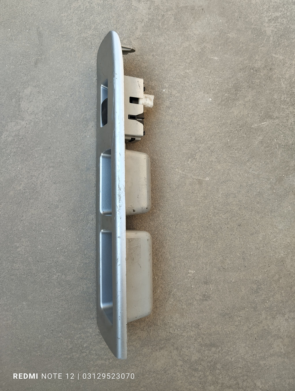 Toyota Vitz OEM interior Left Front Door Power window Switch button Cover Genuine Japanese OEM 74232-52790