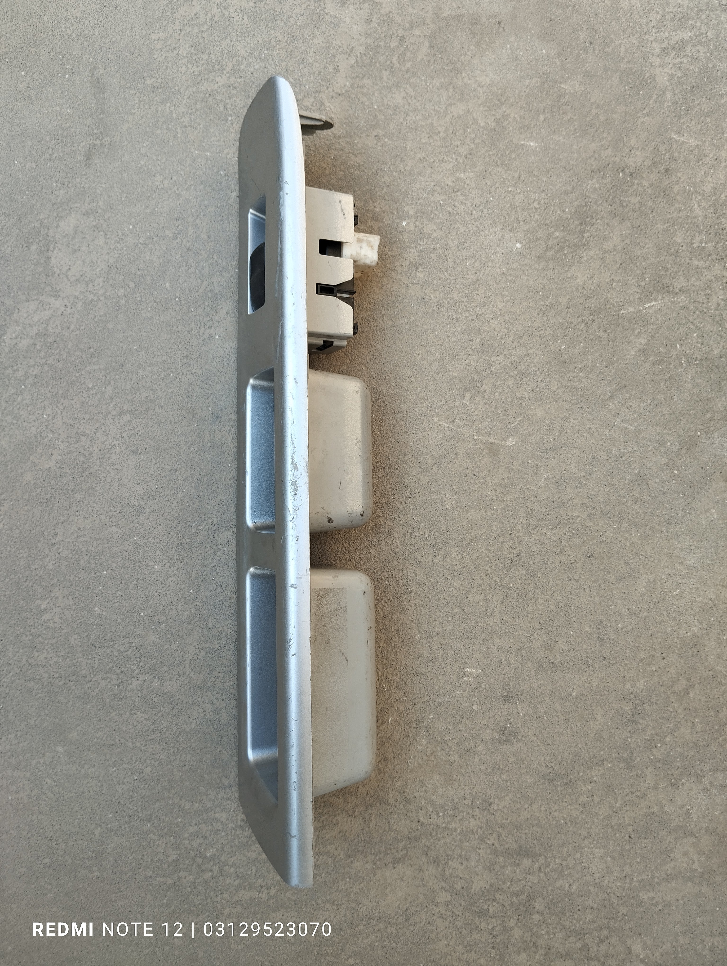 Toyota Vitz OEM interior Left Front Door Power window Switch button Cover Genuine Japanese OEM 74232-52790