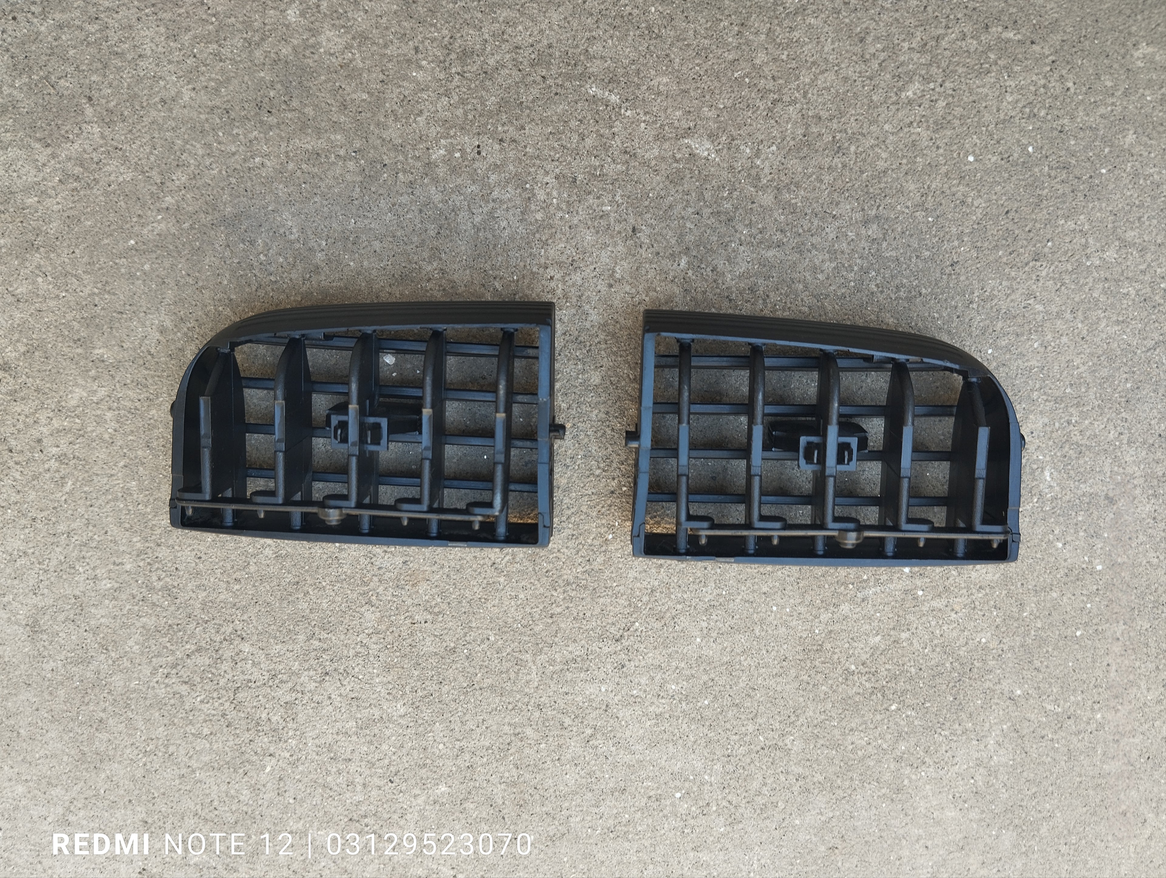 Toyota Passo OEM Interior Dashboard Center AC Air Vent AC Grille Genuine Japanese OEM 55064-BZ010