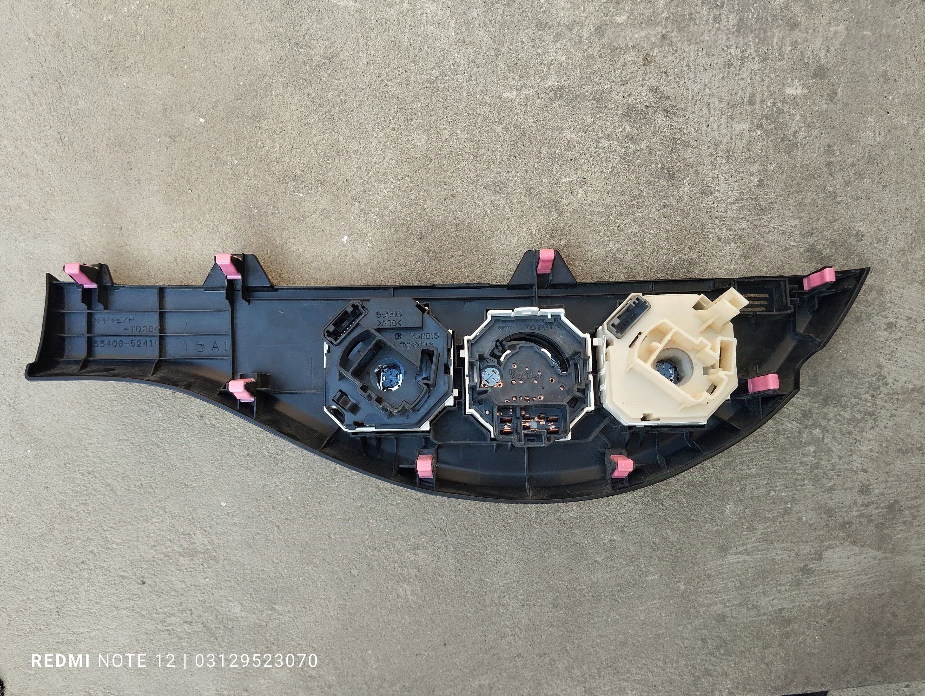 Toyota Vitz OEM Interior Dashboard Chrome AC & Heater Control Panel Climate Control Panel OEM 55901-52230