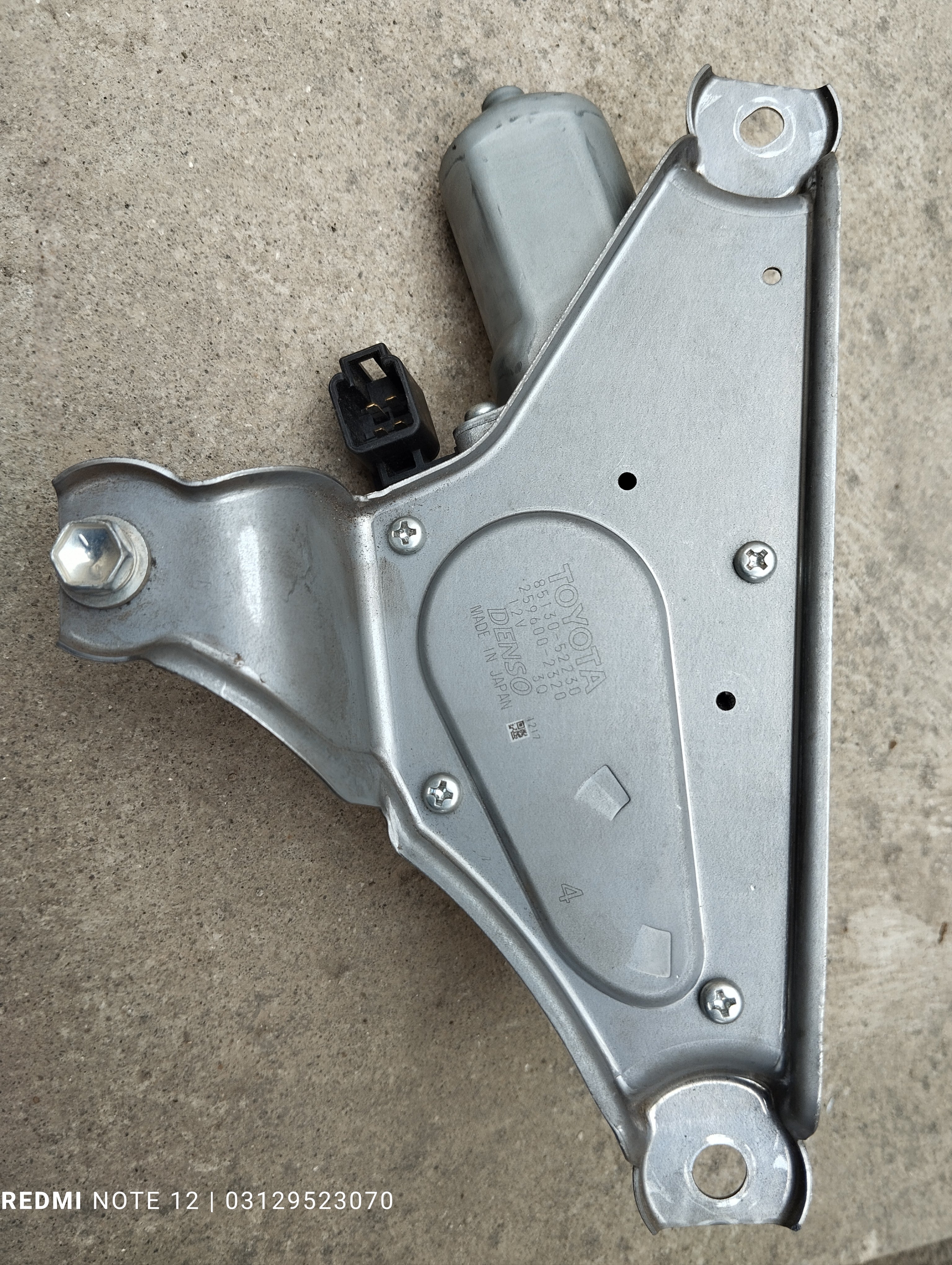 Toyota Vitz OEM Rear Trunk Wiper Motor Genuine Japanese OEM 85130-52230