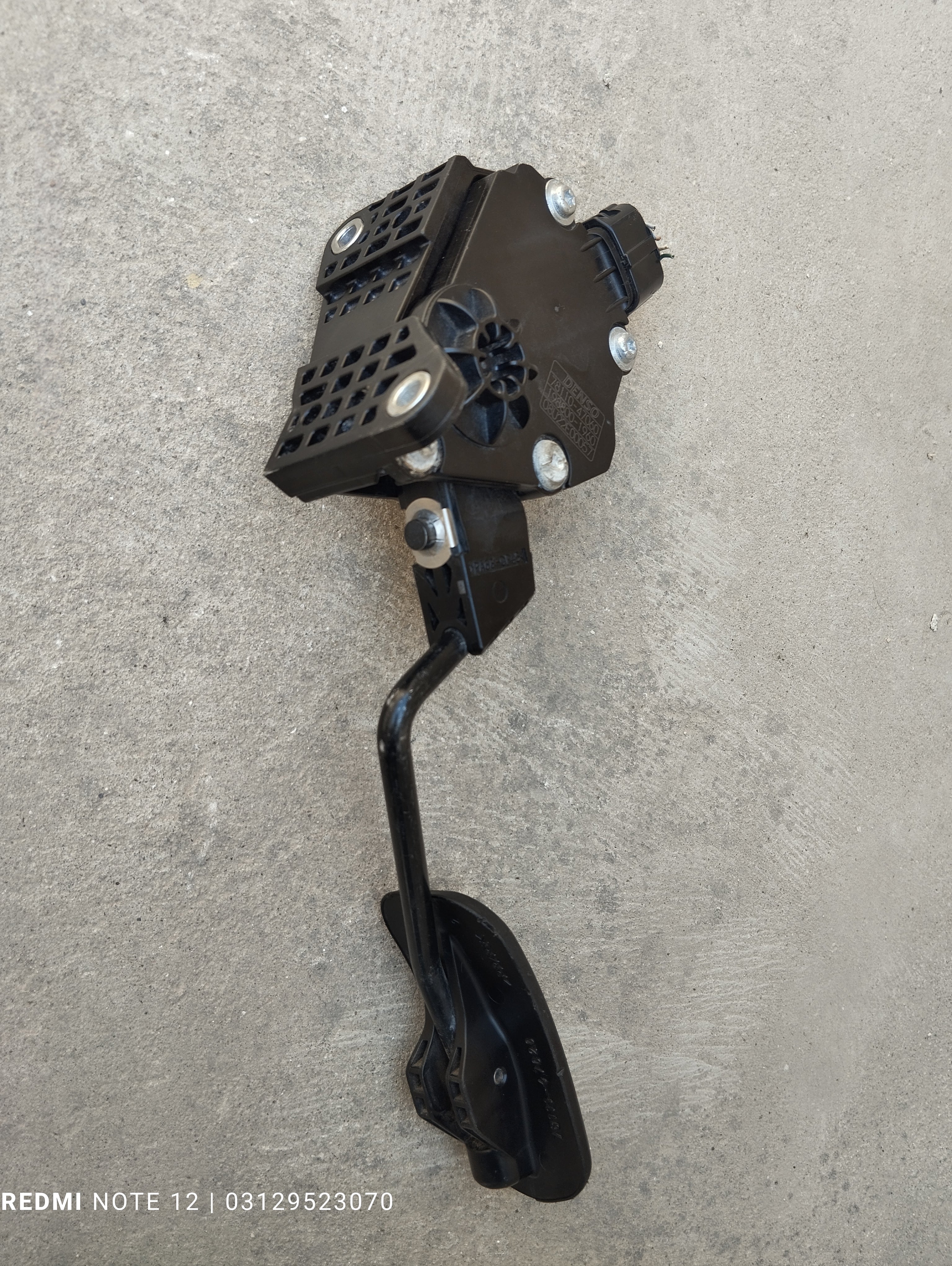 Toyota Prius OEM Accelerator Pedal Genuine Japanese OEM 78110-47060