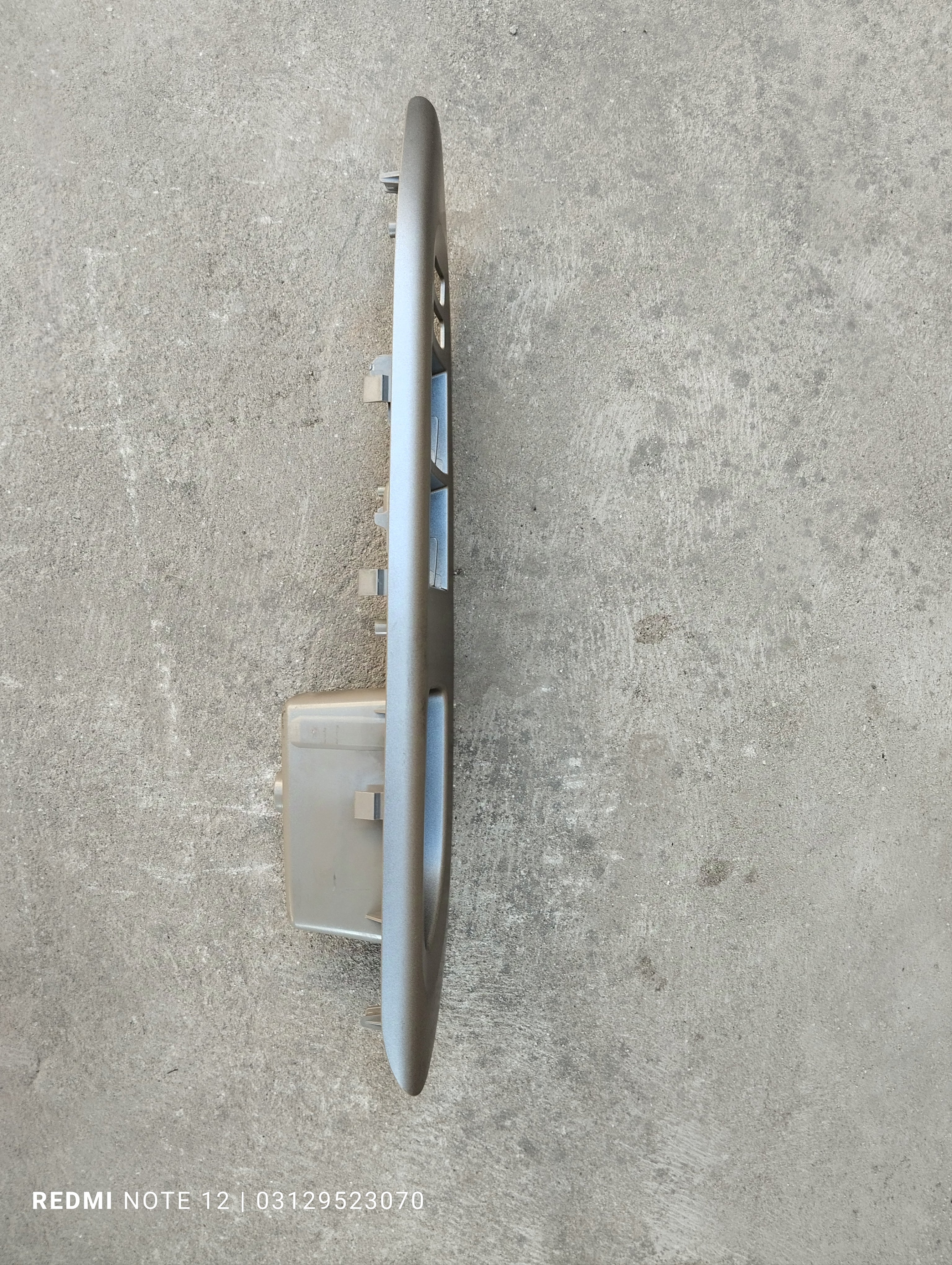 Toyota Belta OEM Interior Power window master Switch Panel Cover RH Front Right Side OEM 74231-52370
