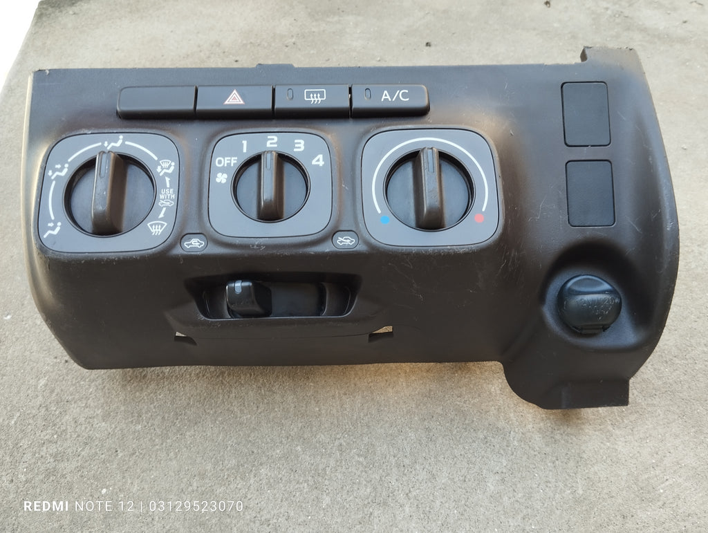 Toyota Passo OEM interior Dashboard AC Control Panel Climate Control Genuine Japanese OEM 55902-B1070