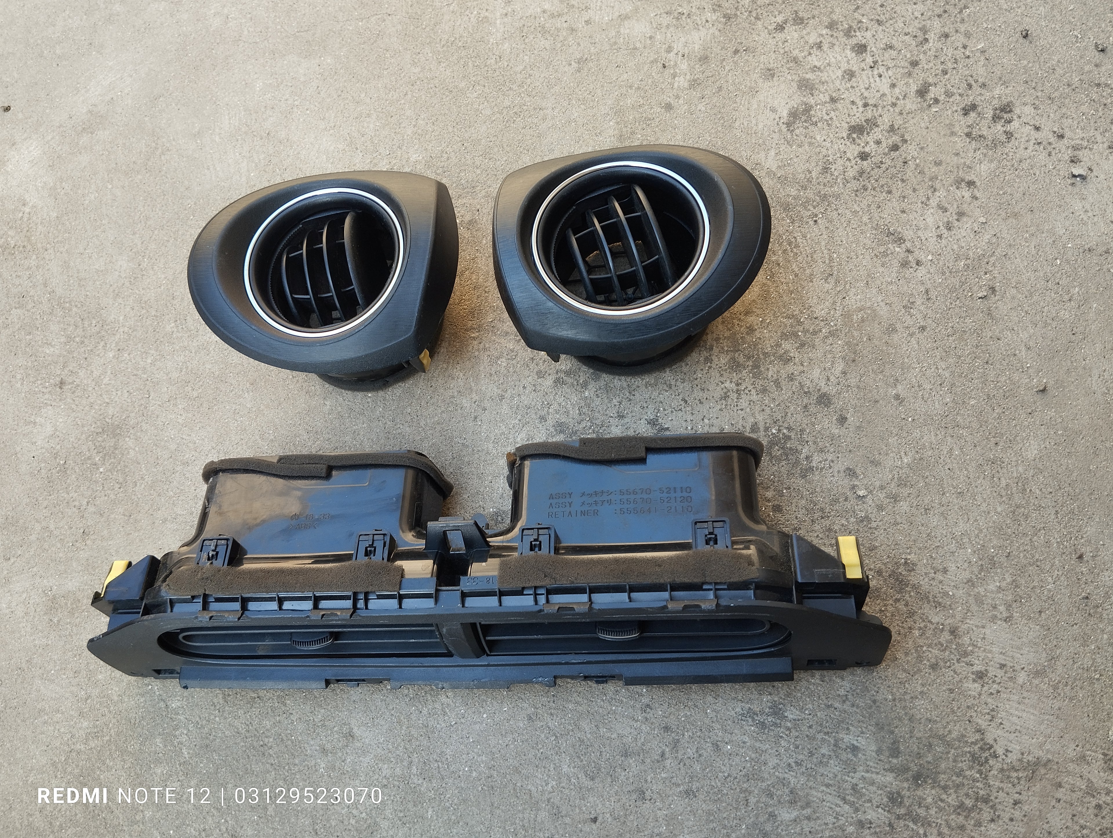 Toyota Aqua OEM interior Dashboard Chrome AC Air Vent Centre & Left & right Side Complete Set OEM 55670-52110