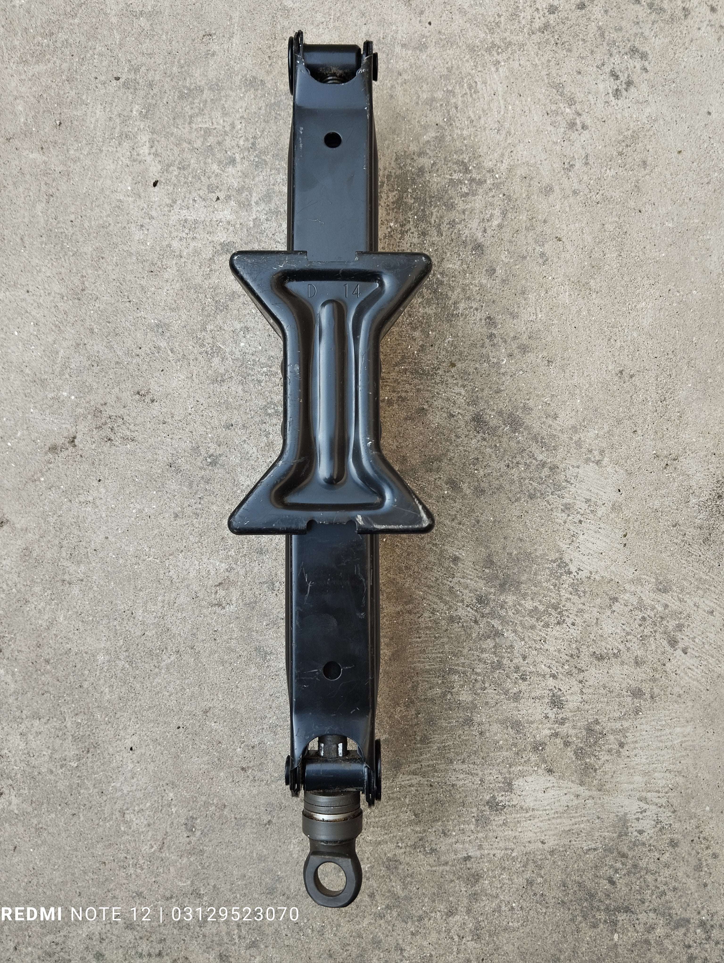 Toyota OEM Genuine Car Jack 800Kg Genuine Japanese OEM 09111-47050