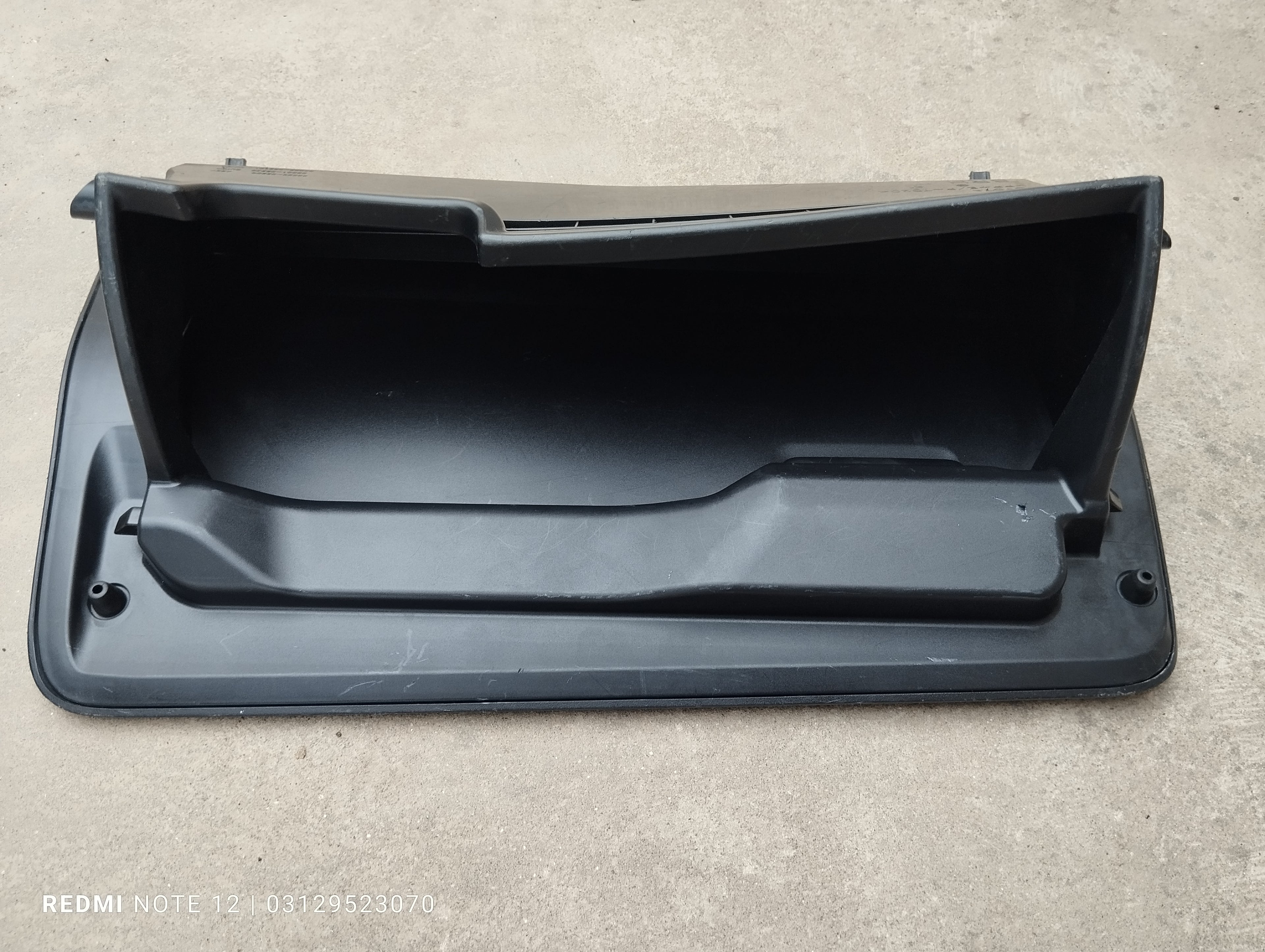 Toyota Vitz OEM interior Glover Box Genuine Japanese OEM 55550-52280