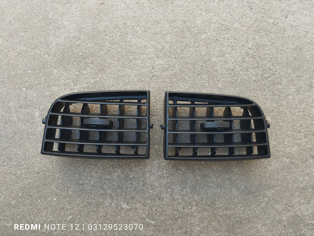 Toyota Passo OEM Interior Dashboard Center AC Air Vent AC Grille Genuine Japanese OEM 55064-BZ010